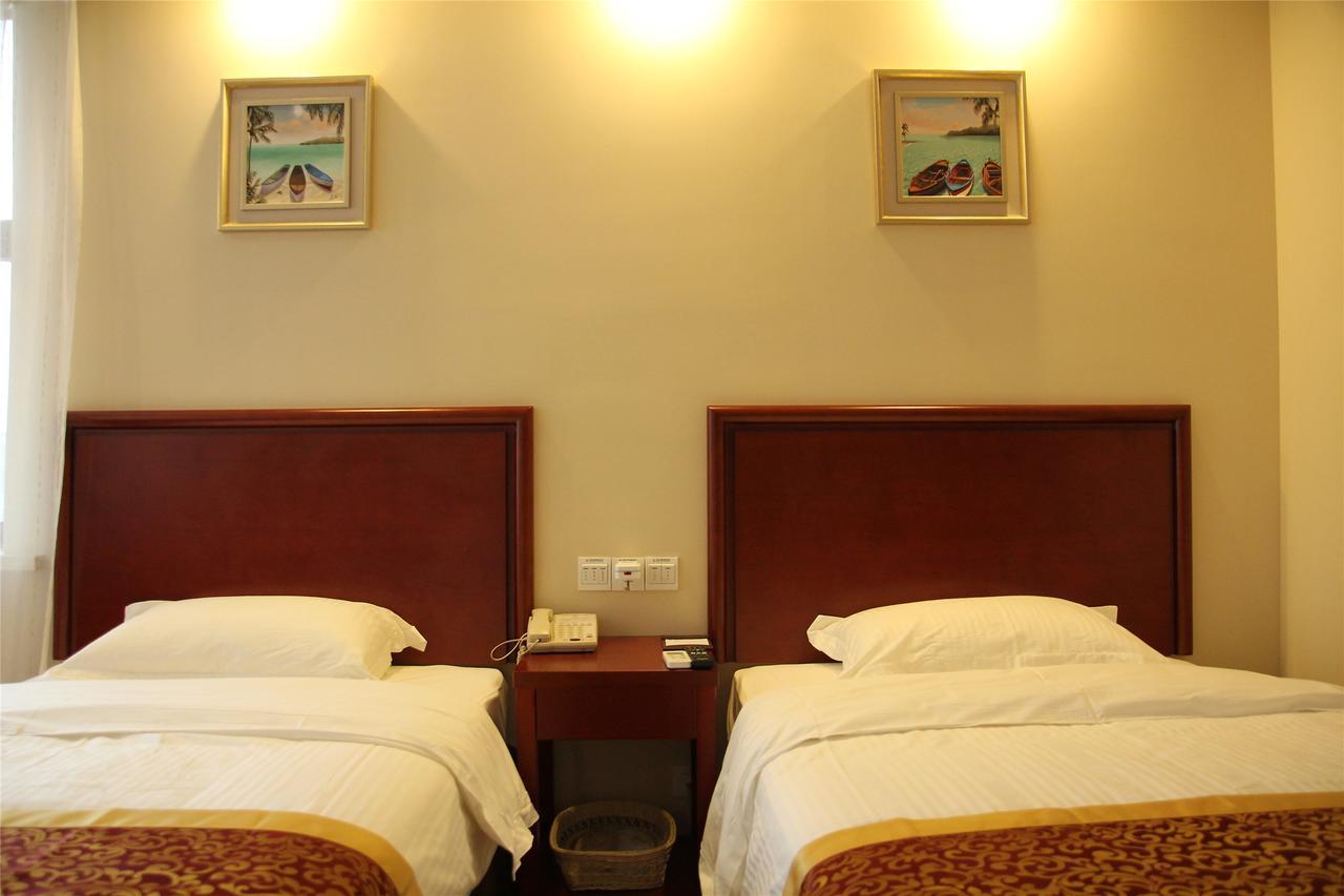 Greentree Inn Liaoning Dalian Development Zone Jinma Road Pedestrian Street Express Hotel Bagian luar foto