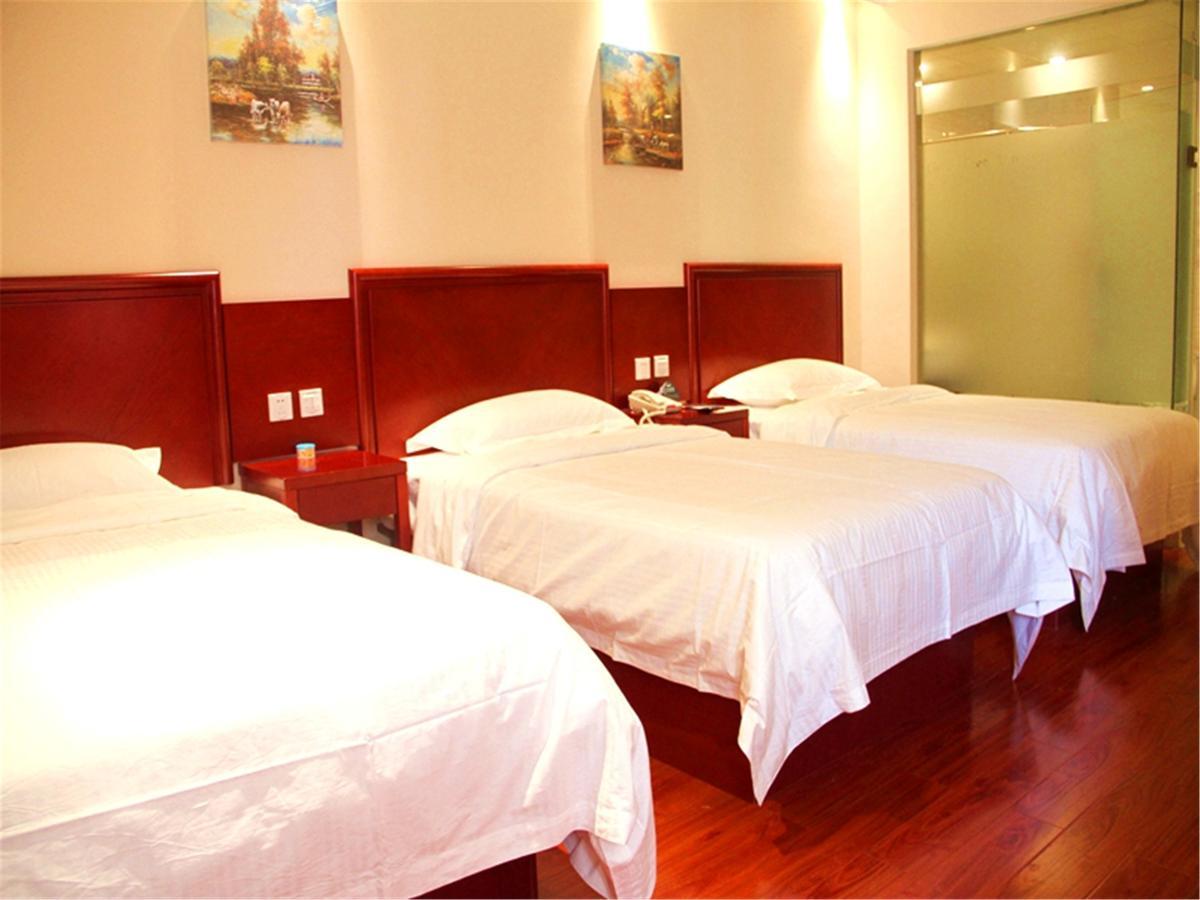 Greentree Inn Liaoning Dalian Development Zone Jinma Road Pedestrian Street Express Hotel Bagian luar foto