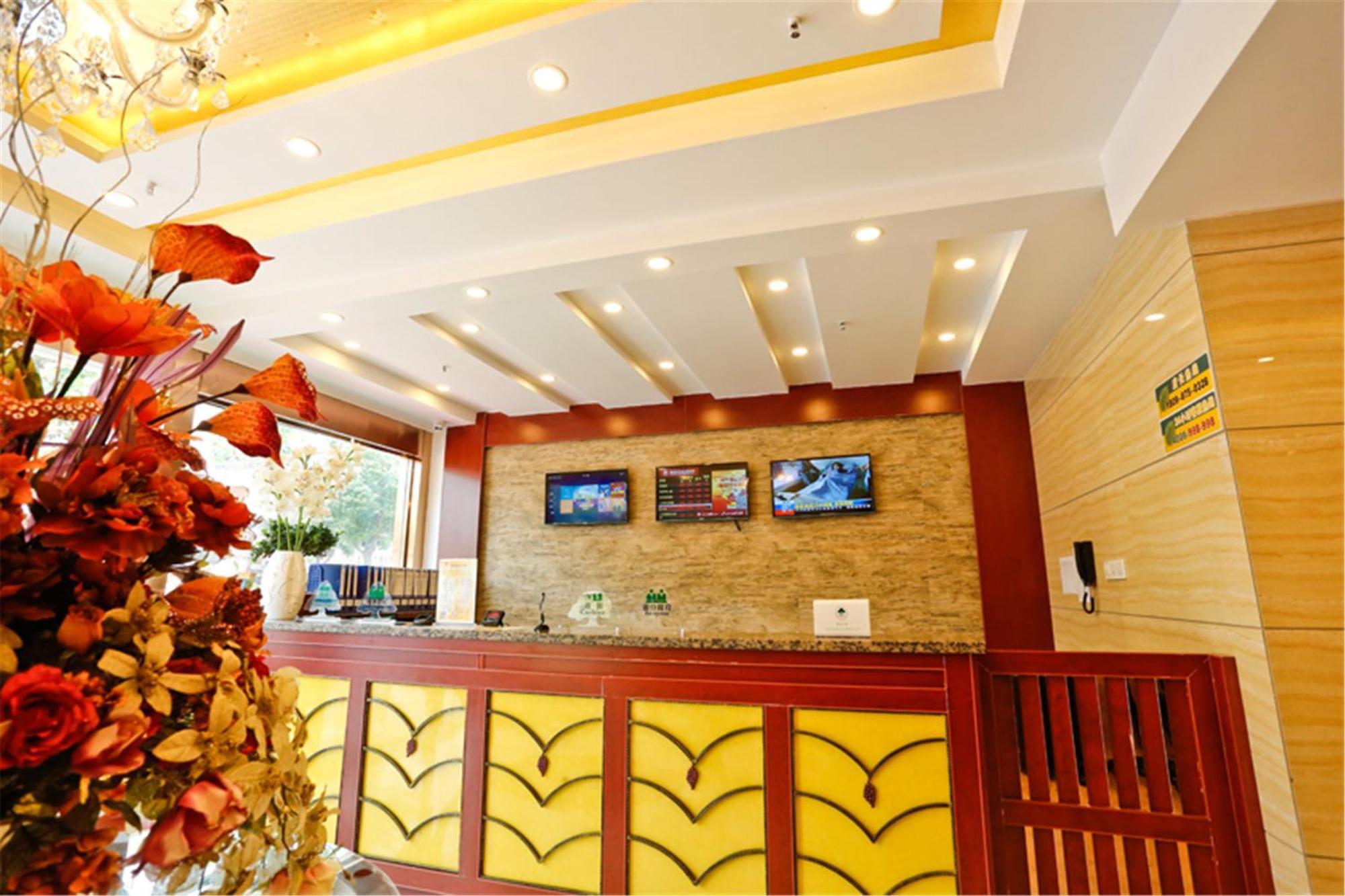 Greentree Inn Liaoning Dalian Development Zone Jinma Road Pedestrian Street Express Hotel Bagian luar foto