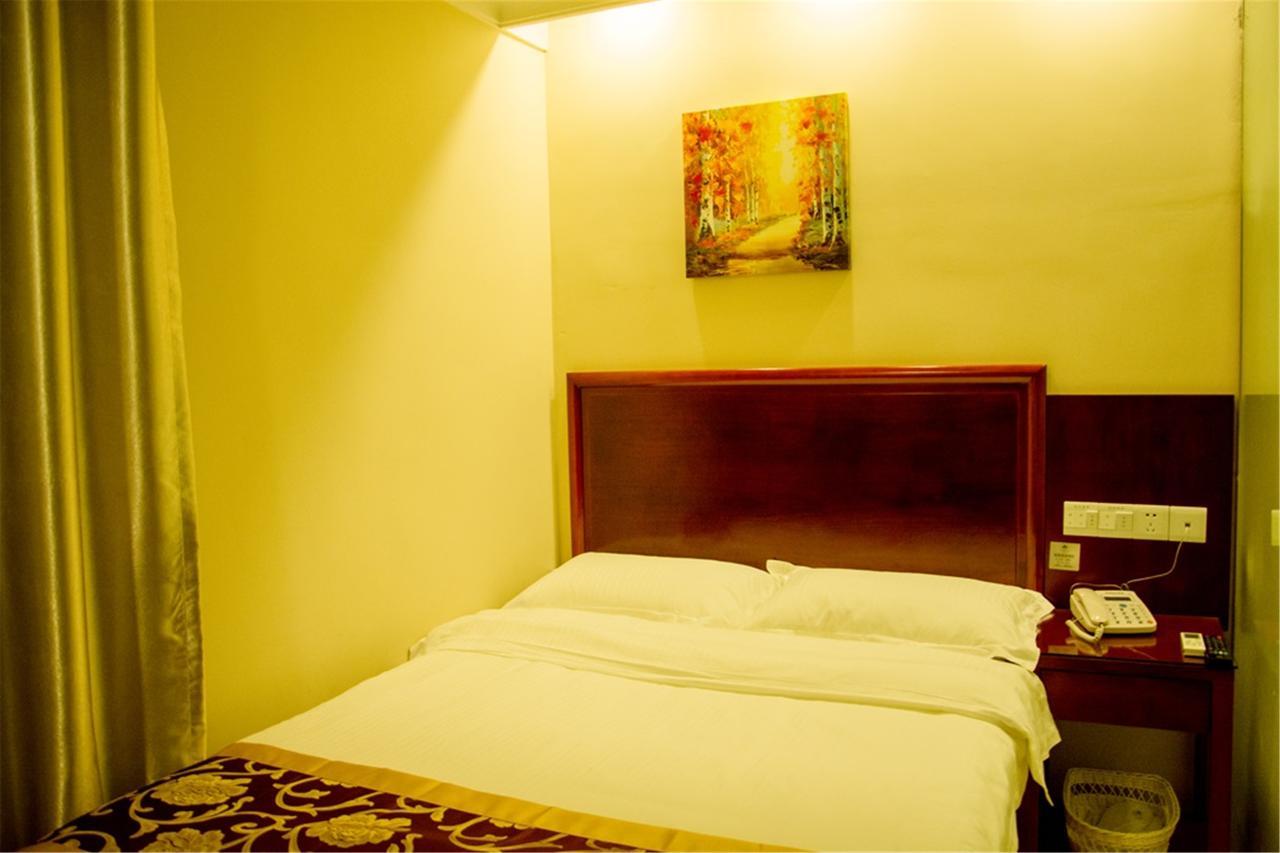 Greentree Inn Liaoning Dalian Development Zone Jinma Road Pedestrian Street Express Hotel Bagian luar foto