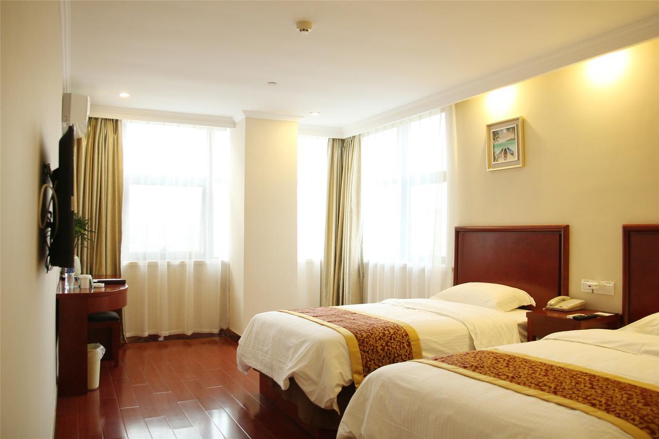 Greentree Inn Liaoning Dalian Development Zone Jinma Road Pedestrian Street Express Hotel Bagian luar foto
