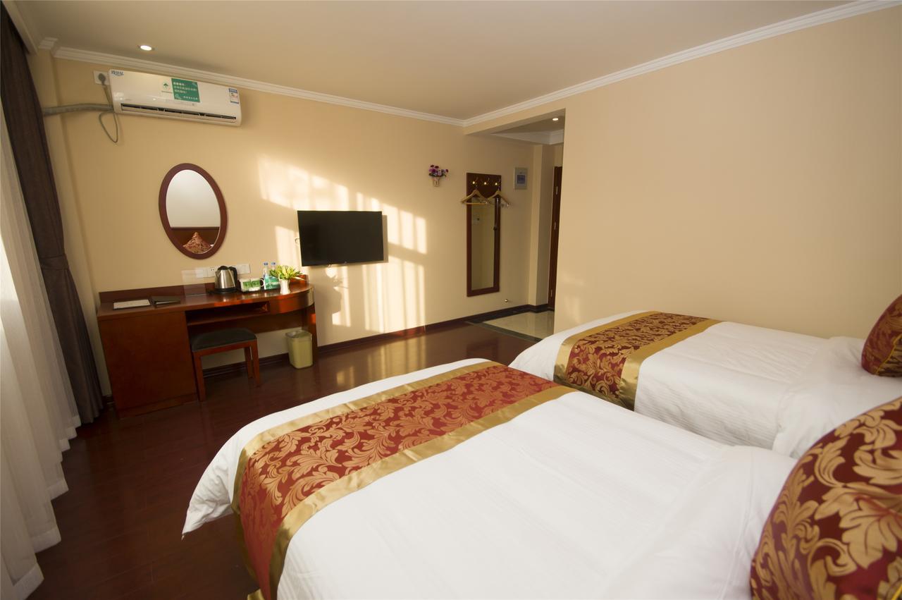 Greentree Inn Liaoning Dalian Development Zone Jinma Road Pedestrian Street Express Hotel Bagian luar foto